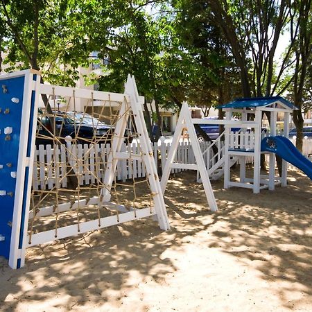 Paradise Bay Hotel Pomorie Luaran gambar
