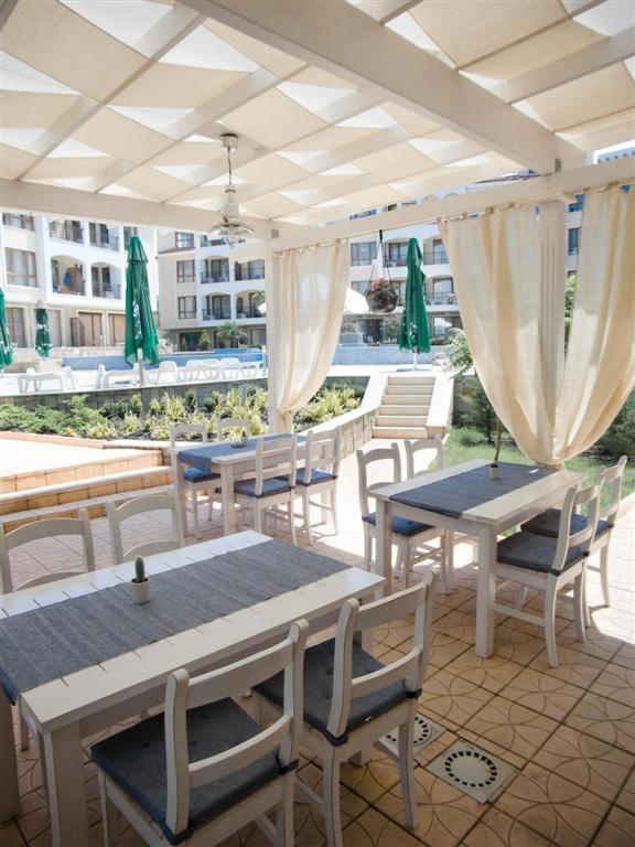 Paradise Bay Hotel Pomorie Luaran gambar