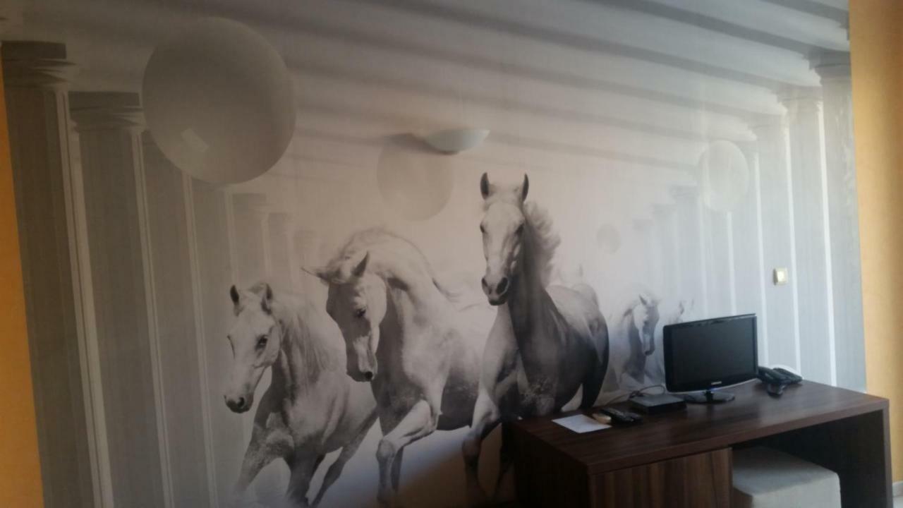 Paradise Bay Hotel Pomorie Luaran gambar