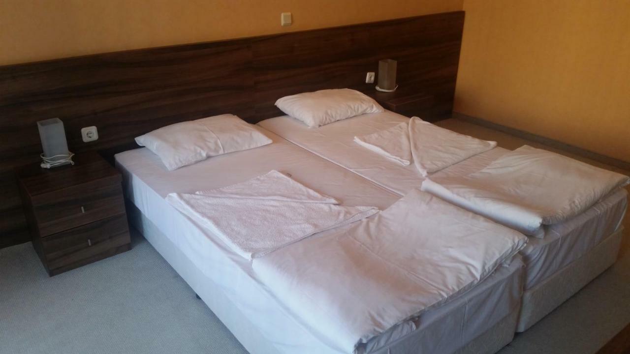 Paradise Bay Hotel Pomorie Luaran gambar